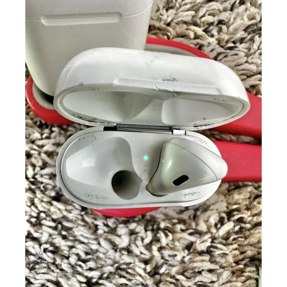 Lot Of 2 Apple Airpods First Generation Working & For Parts *READ DESCRIPTION*